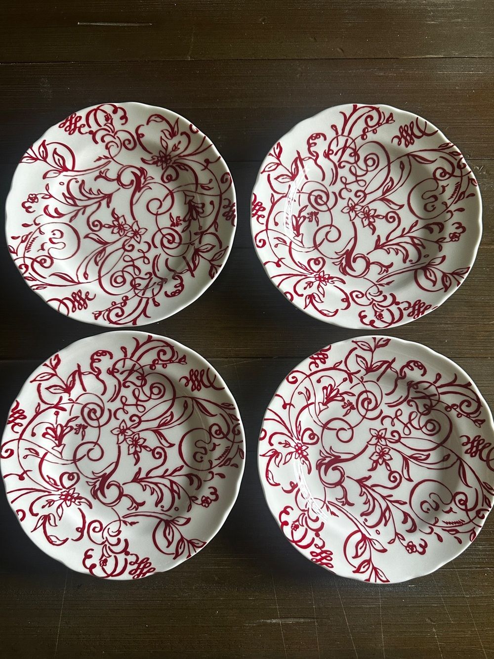 Setof4 Cynthia Rowley Cynthia's Scrolls Red salad plate 8 5/8” Rare Discontinued